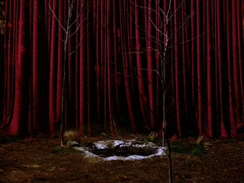 The Black Lodge outside.png