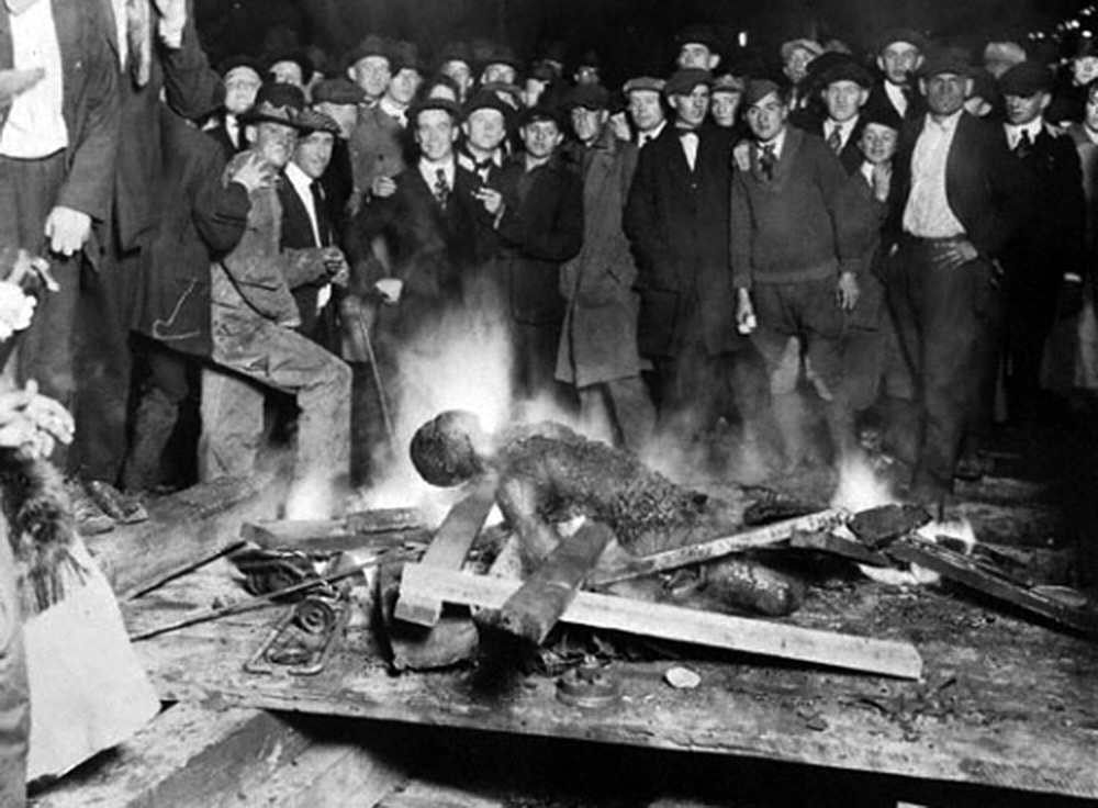 Omaha_courthouse_lynching.jpg